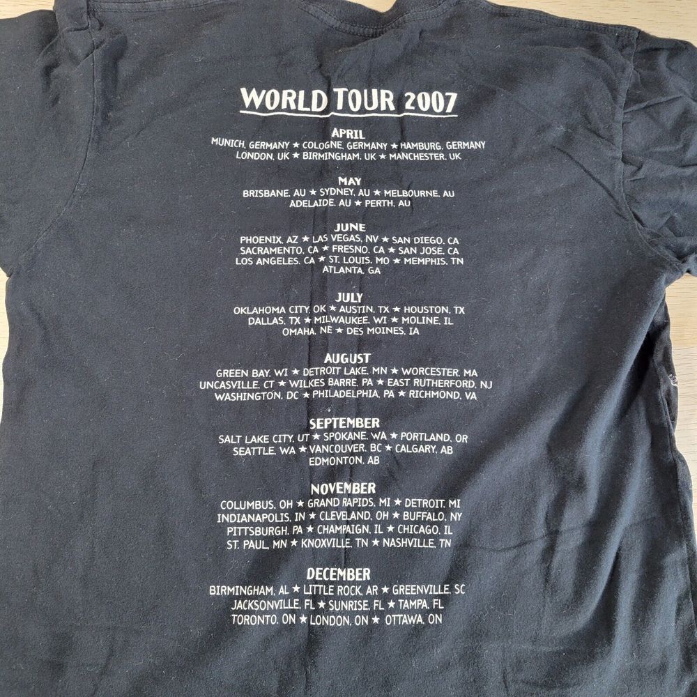 Keith Urban 2007 Love Pain and Crazy World Tour Black T Shirt Small Hank Evie